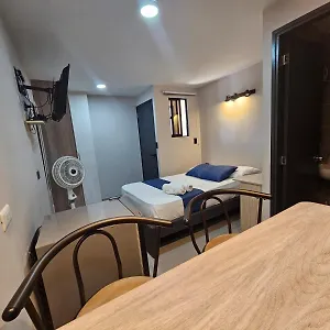 https://apt-andaliving-campo-valds-estudio.colombiamedellinhotels.com